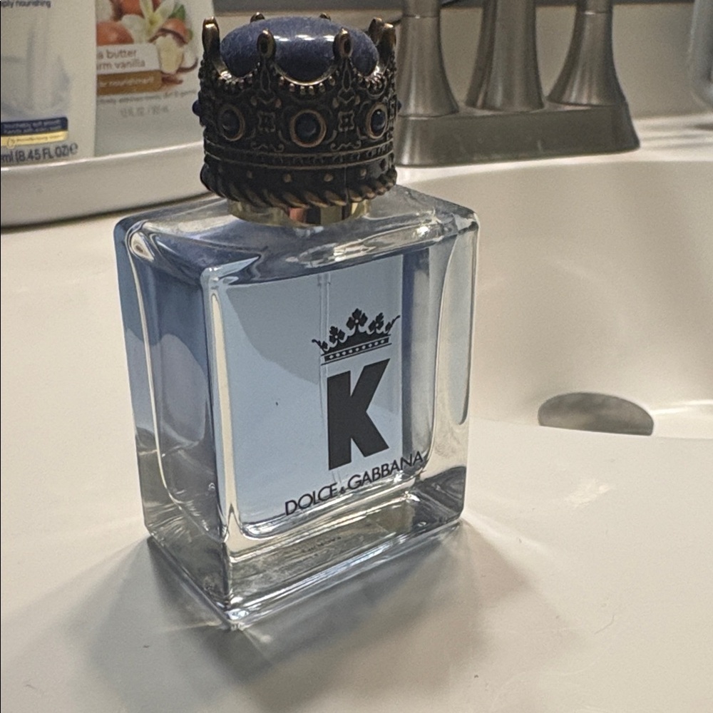 Dolce & Gabbana K Eau de Toilette - Light Blue Bottle with Antique Gold Crown - Picture 3 of 4